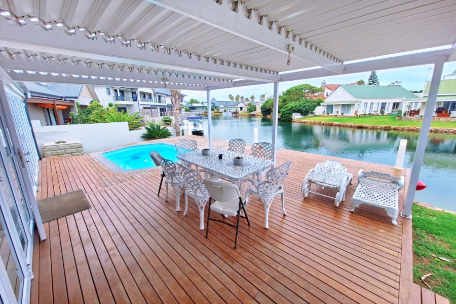 4 Bedroom Property for Sale in Marina Martinique Eastern Cape